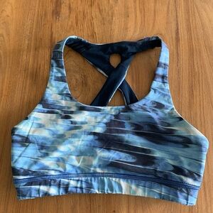 Lululemon sports bra top in blue